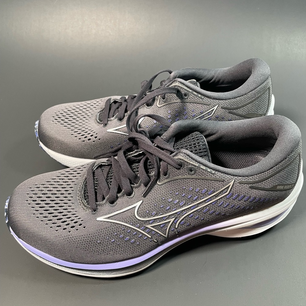 Mizuno Wave Rider 25